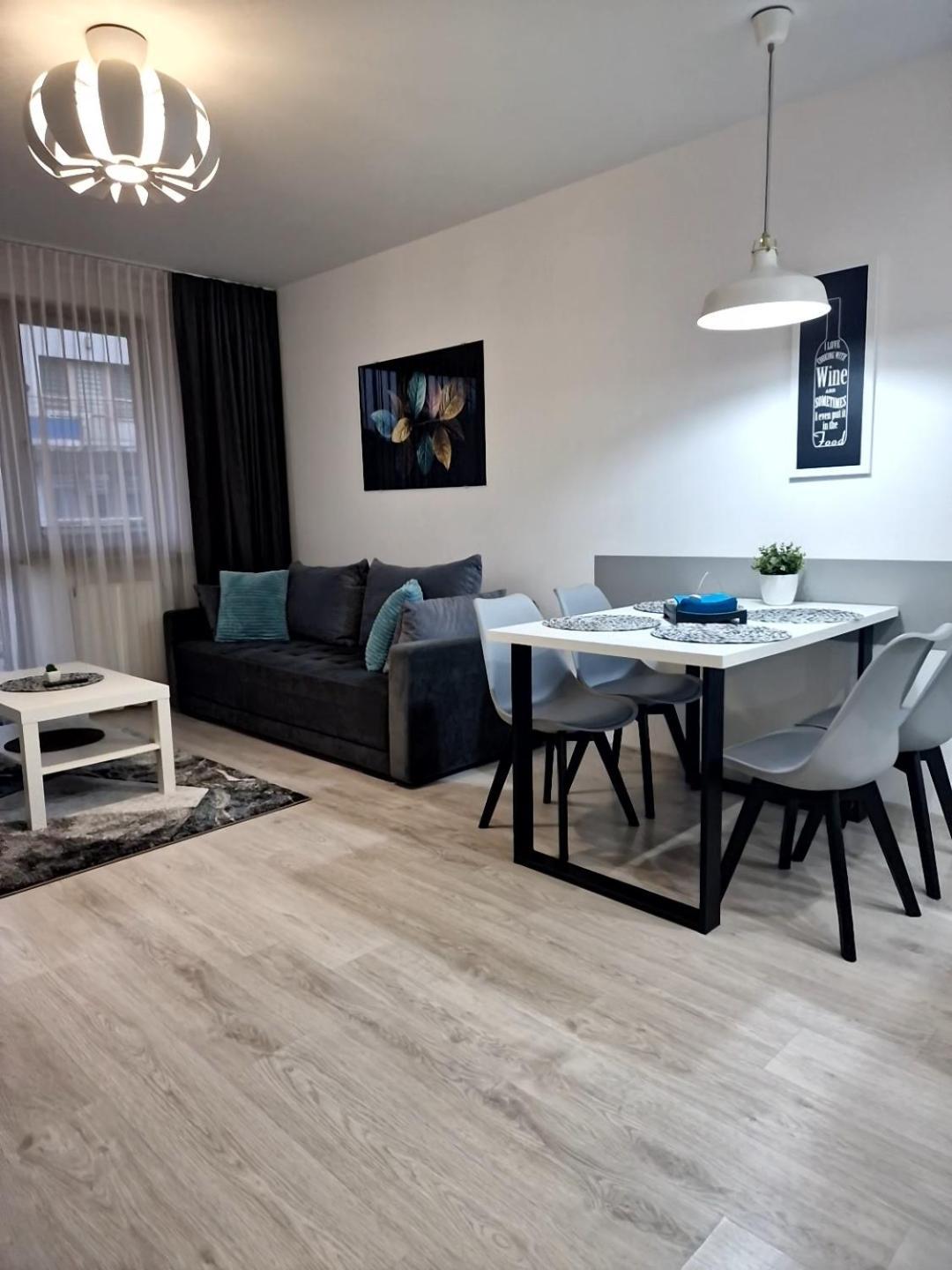 Apartament Aleksandra ชวีโนวิชแจ ภายนอก รูปภาพ